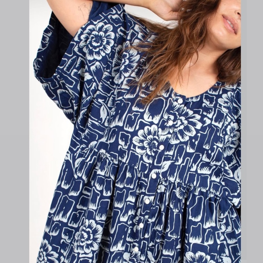 Ilana Kohn Brenda Maxi Dress Stone Flower Print Blue Front Abstract Oversized - Picture 5 of 9